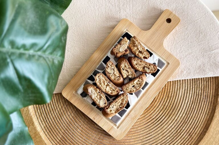Mozaïek borrelplank mini zwart wit met koekjes